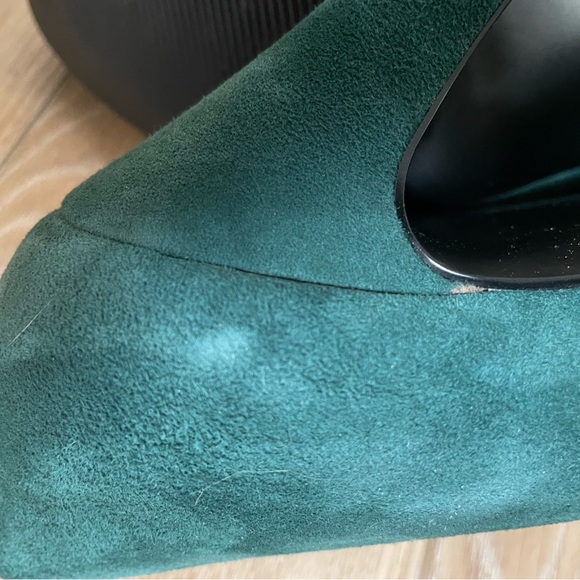 Nine West 8.5 Emerald Heels - worn once - Picture 3 of 5